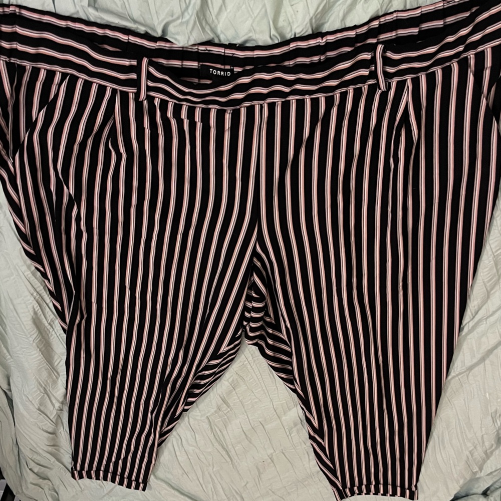 Torrid pinstripe pink black and white pants size 4